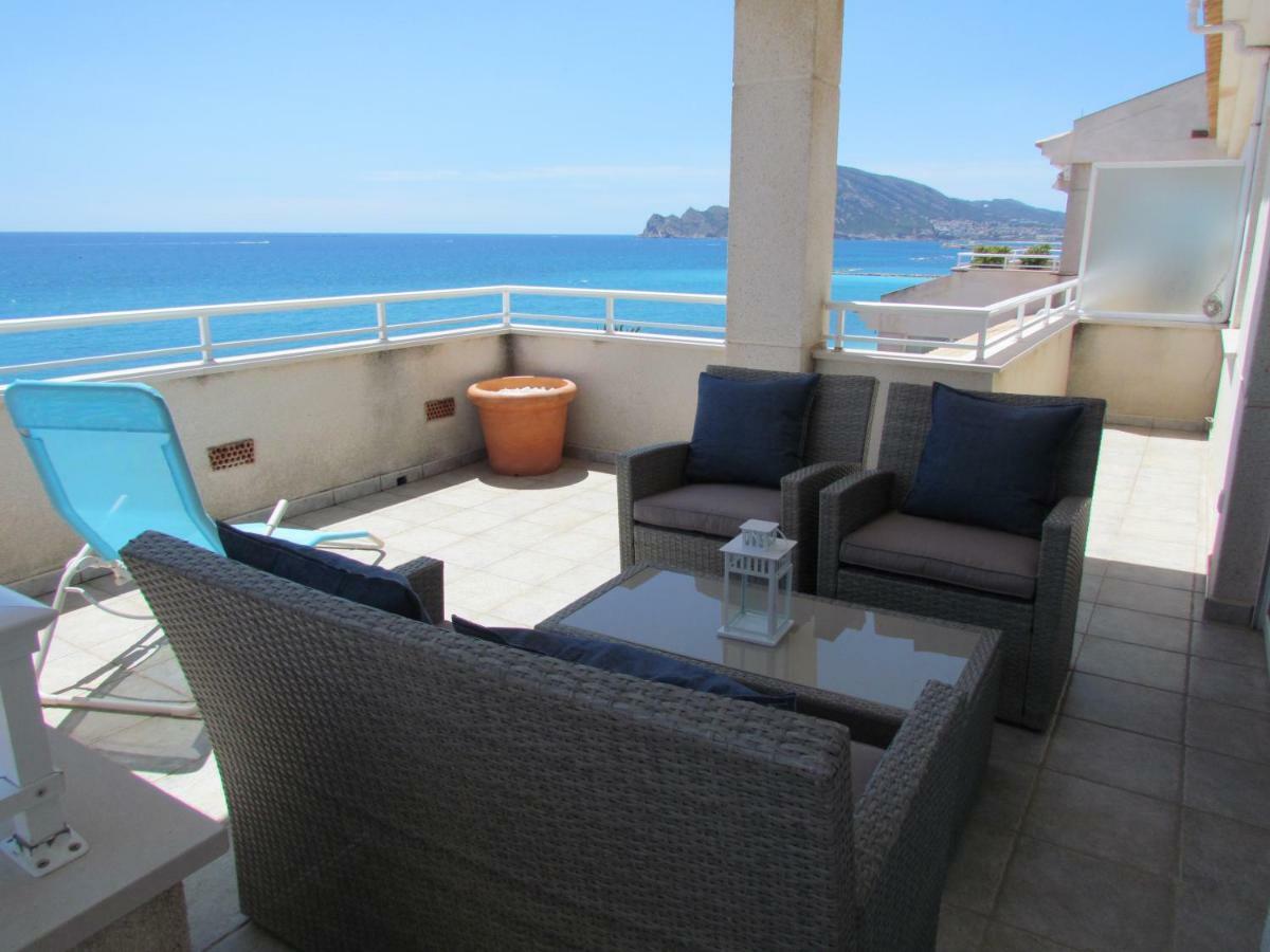 Beach Front Line Penthouse In Altea Zewnętrze zdjęcie